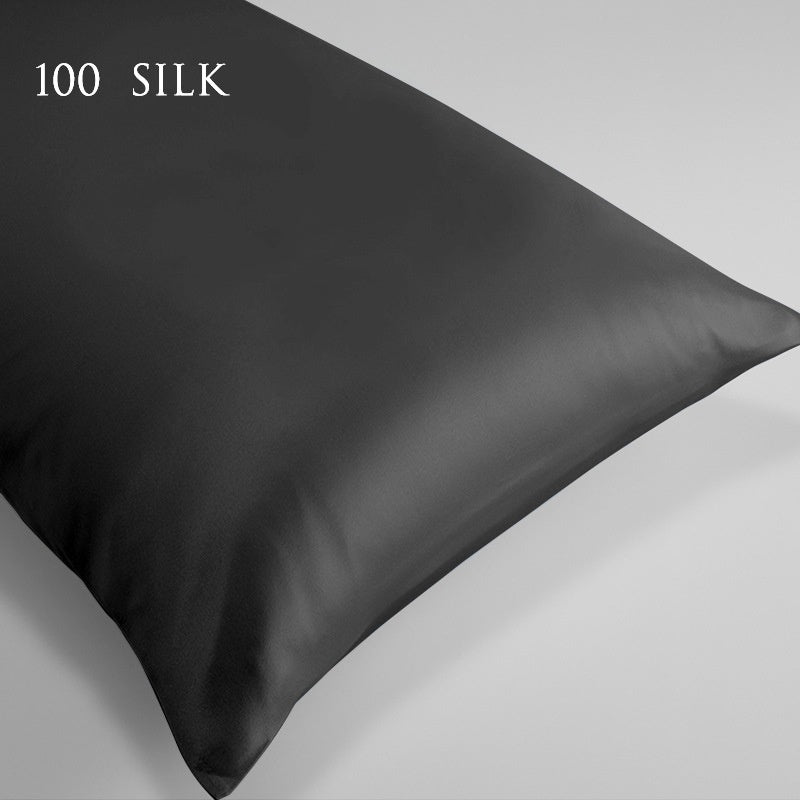 Treset – Silkesörngott, Ögonmask & Scrunchie